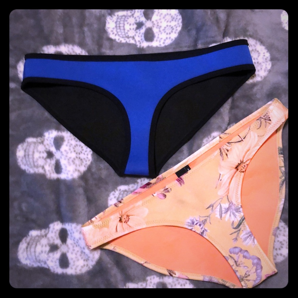 TRIANGL BIKINI BOTTOMS SIZE (M)